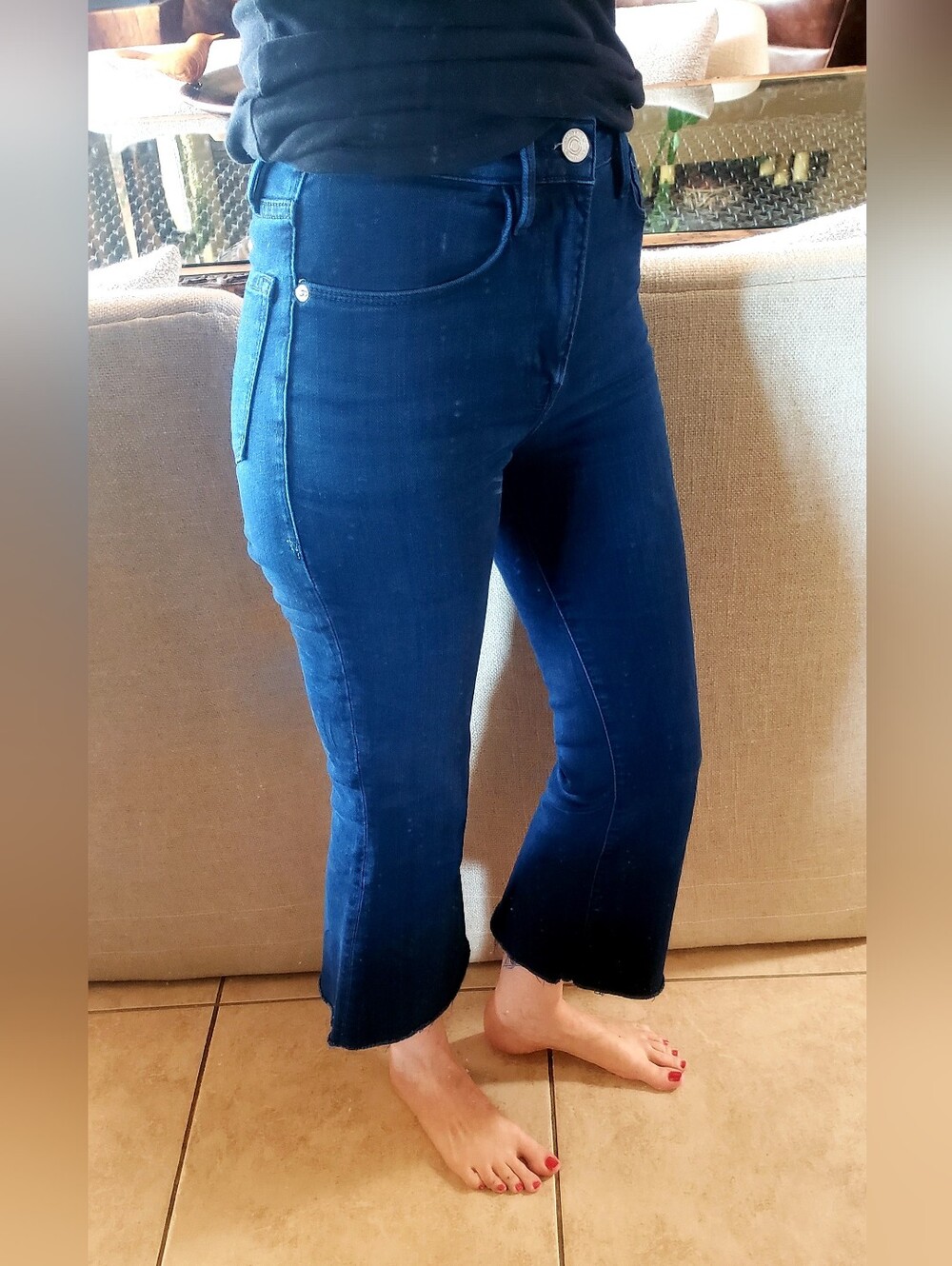 Frame Cropped Flare Dark Jeans Size 24
